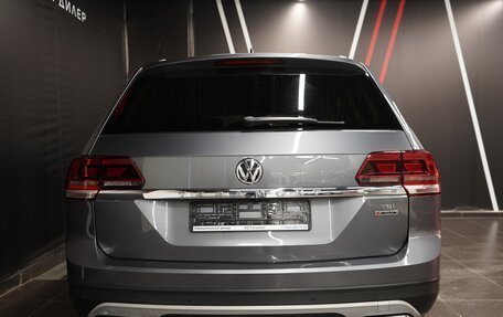 Volkswagen Teramont I, 2018 год, 3 900 000 рублей, 5 фотография