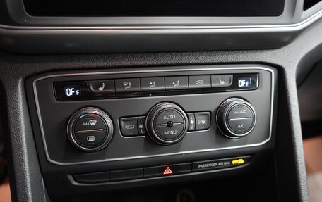 Volkswagen Teramont I, 2018 год, 3 900 000 рублей, 20 фотография