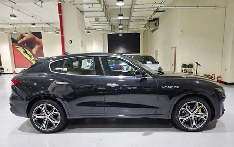Maserati Levante I, 2023 год, 5 989 027 рублей, 2 фотография