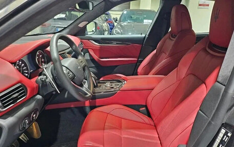 Maserati Levante I, 2023 год, 5 989 027 рублей, 7 фотография