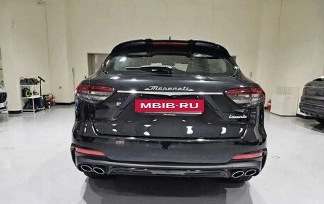 Maserati Levante I, 2023 год, 5 989 027 рублей, 4 фотография