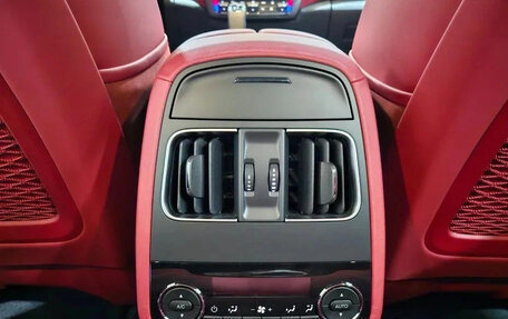 Maserati Levante I, 2023 год, 5 989 027 рублей, 16 фотография