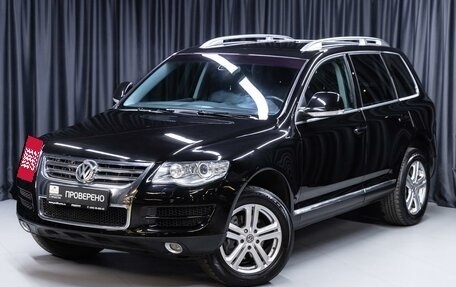 Volkswagen Touareg III, 2010 год, 1 600 000 рублей, 2 фотография