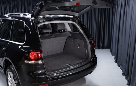 Volkswagen Touareg III, 2010 год, 1 600 000 рублей, 8 фотография