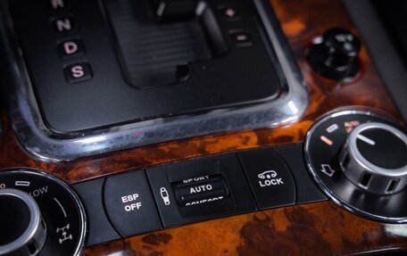 Volkswagen Touareg III, 2010 год, 1 600 000 рублей, 20 фотография