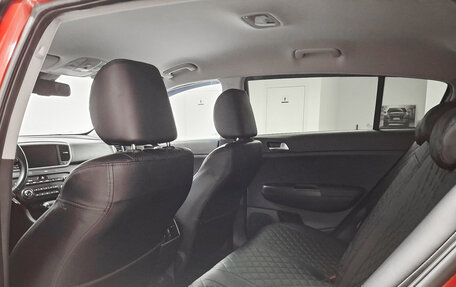 KIA Sportage IV рестайлинг, 2021 год, 2 192 000 рублей, 12 фотография