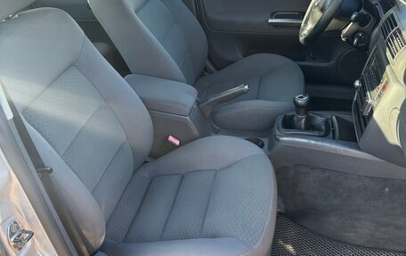 Volkswagen Passat B5+ рестайлинг, 2004 год, 459 000 рублей, 21 фотография