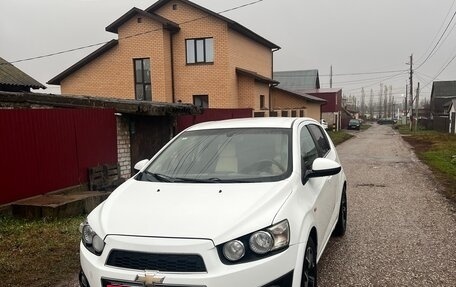 Chevrolet Aveo III, 2013 год, 730 000 рублей, 1 фотография