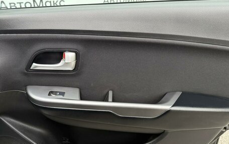 KIA Rio III рестайлинг, 2017 год, 1 020 000 рублей, 18 фотография