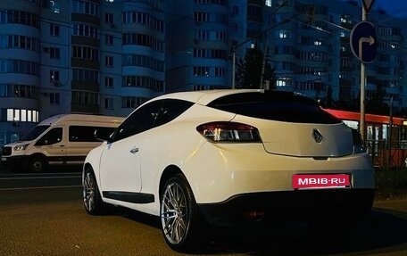 Renault Megane III, 2011 год, 700 000 рублей, 3 фотография