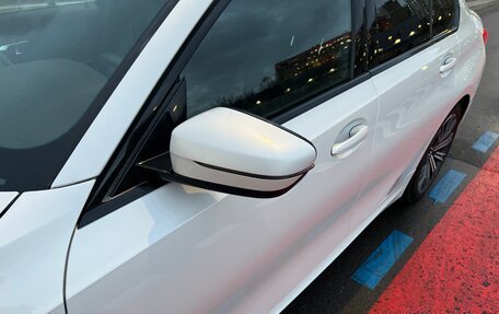 BMW 3 серия, 2019 год, 2 350 000 рублей, 18 фотография