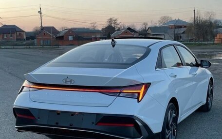 Hyundai Elantra, 2024 год, 2 300 000 рублей, 4 фотография