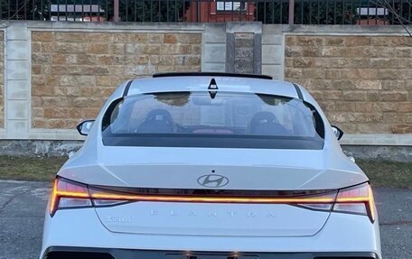 Hyundai Elantra, 2024 год, 2 300 000 рублей, 5 фотография