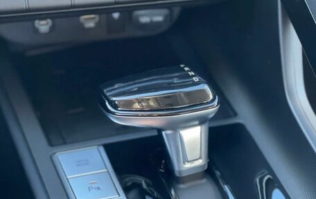 Hyundai Elantra, 2024 год, 2 300 000 рублей, 15 фотография