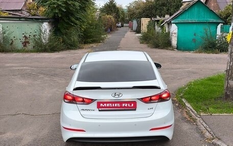 Hyundai Avante, 2016 год, 1 300 000 рублей, 4 фотография