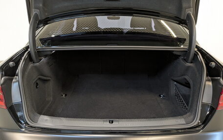 Audi A4, 2017 год, 2 545 000 рублей, 10 фотография