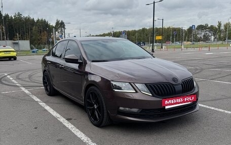 Skoda Octavia, 2017 год, 1 820 000 рублей, 10 фотография