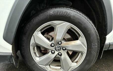 Toyota RAV4, 2020 год, 4 599 000 рублей, 5 фотография