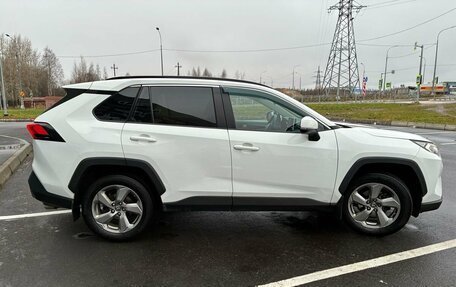 Toyota RAV4, 2020 год, 4 599 000 рублей, 2 фотография