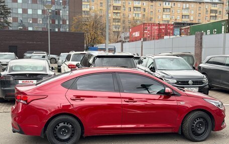 Hyundai Solaris II рестайлинг, 2017 год, 1 000 000 рублей, 5 фотография