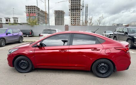 Hyundai Solaris II рестайлинг, 2017 год, 1 000 000 рублей, 6 фотография