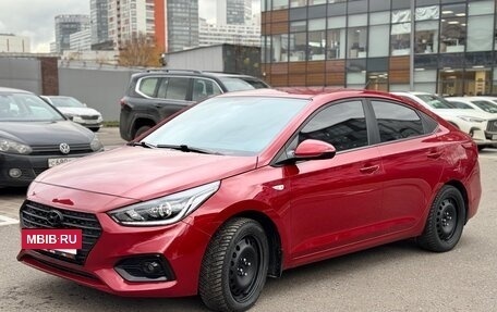 Hyundai Solaris II рестайлинг, 2017 год, 1 000 000 рублей, 2 фотография
