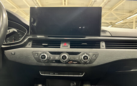 Audi A4, 2017 год, 1 999 000 рублей, 18 фотография