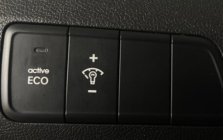 Hyundai Avante, 2011 год, 990 000 рублей, 13 фотография