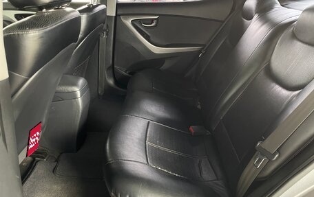 Hyundai Avante, 2011 год, 990 000 рублей, 17 фотография