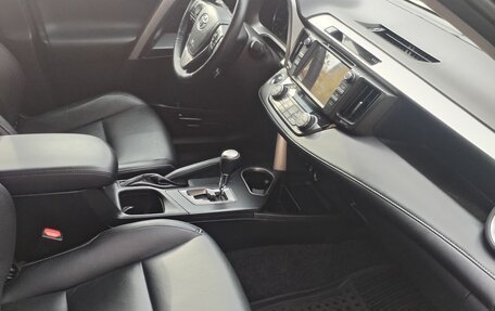 Toyota RAV4, 2018 год, 2 540 000 рублей, 15 фотография