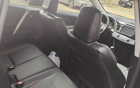 Toyota RAV4, 2018 год, 2 540 000 рублей, 16 фотография