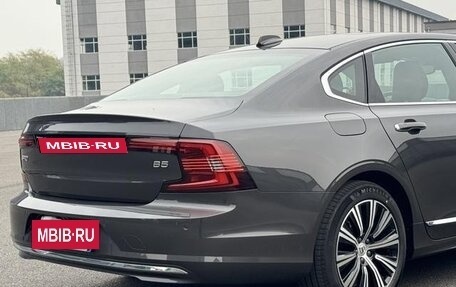 Volvo S90 II рестайлинг, 2022 год, 3 030 000 рублей, 8 фотография