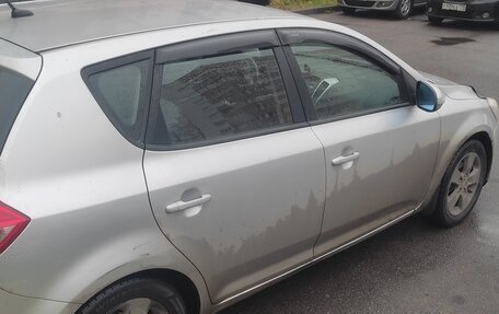 KIA cee'd I рестайлинг, 2011 год, 400 000 рублей, 4 фотография