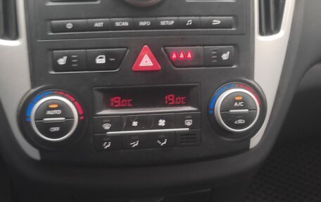 KIA cee'd I рестайлинг, 2011 год, 400 000 рублей, 18 фотография