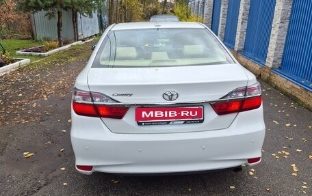 Toyota Camry, 2017 год, 2 500 000 рублей, 3 фотография