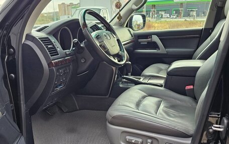 Toyota Land Cruiser 200, 2008 год, 2 690 000 рублей, 3 фотография