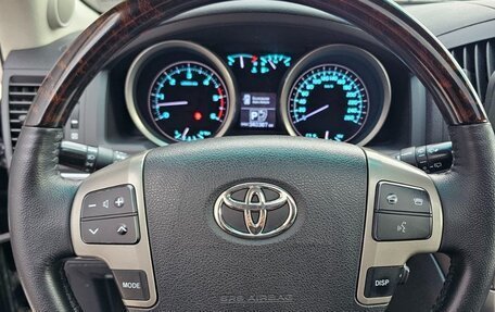 Toyota Land Cruiser 200, 2008 год, 2 690 000 рублей, 4 фотография