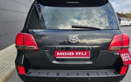 Toyota Land Cruiser 200, 2008 год, 2 690 000 рублей, 21 фотография