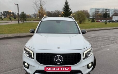 Mercedes-Benz GLB, 2020 год, 3 950 000 рублей, 2 фотография