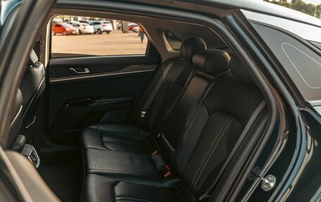 KIA K5, 2022 год, 2 155 000 рублей, 22 фотография