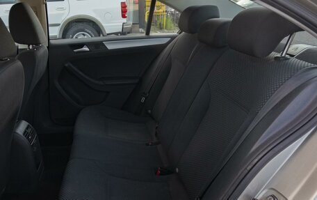 Volkswagen Jetta VI, 2012 год, 990 000 рублей, 9 фотография