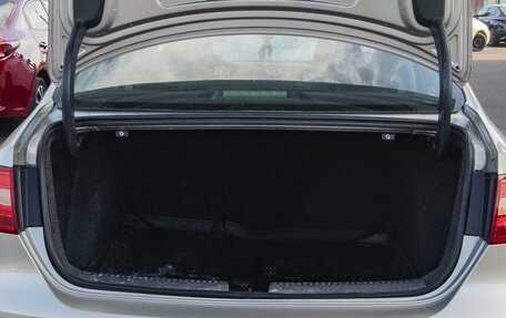 Volkswagen Jetta VI, 2012 год, 990 000 рублей, 16 фотография