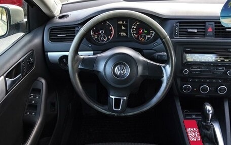 Volkswagen Jetta VI, 2012 год, 990 000 рублей, 6 фотография