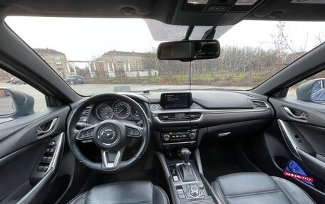 Mazda 6, 2017 год, 2 300 000 рублей, 22 фотография