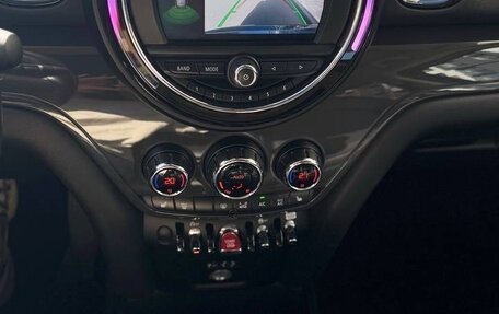 MINI Countryman II (F60), 2018 год, 1 800 000 рублей, 18 фотография