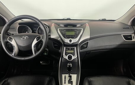 Hyundai Avante, 2011 год, 880 000 рублей, 13 фотография