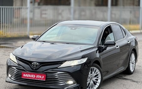 Toyota Camry, 2018 год, 2 899 999 рублей, 1 фотография