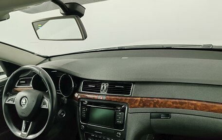 Skoda Superb III рестайлинг, 2013 год, 1 530 000 рублей, 11 фотография