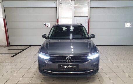 Volkswagen Tiguan II, 2021 год, 2 798 000 рублей, 8 фотография