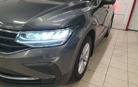 Volkswagen Tiguan II, 2021 год, 2 798 000 рублей, 9 фотография